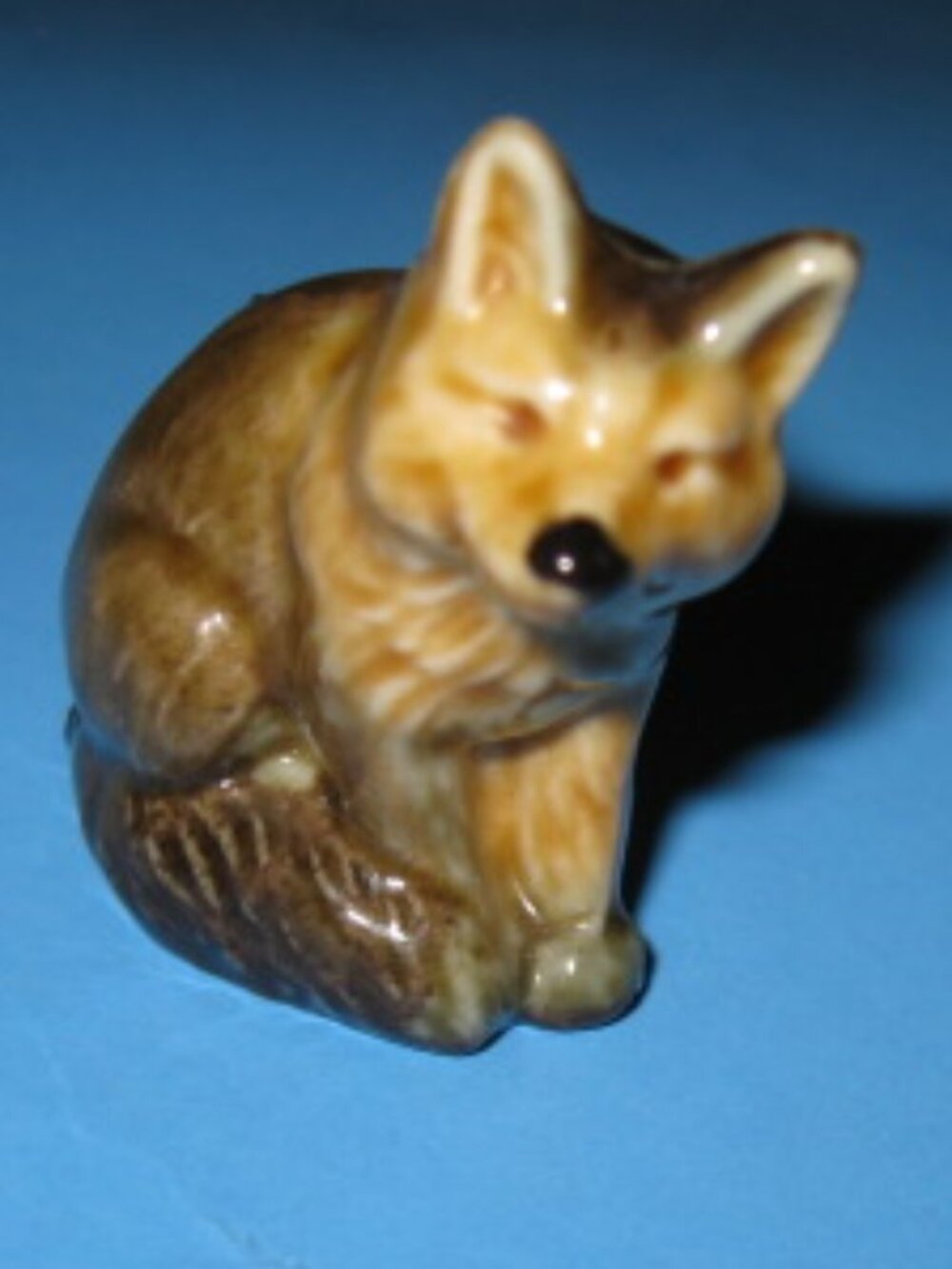 Wolf Wade Red Rose Tea Figure Whimsie Animal